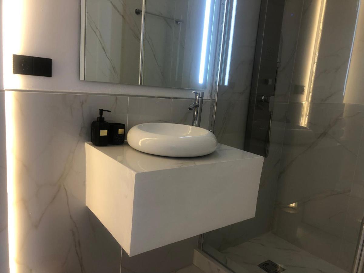 Paiise Hotels Sant Francesc de s'Estany ภายนอก รูปภาพ