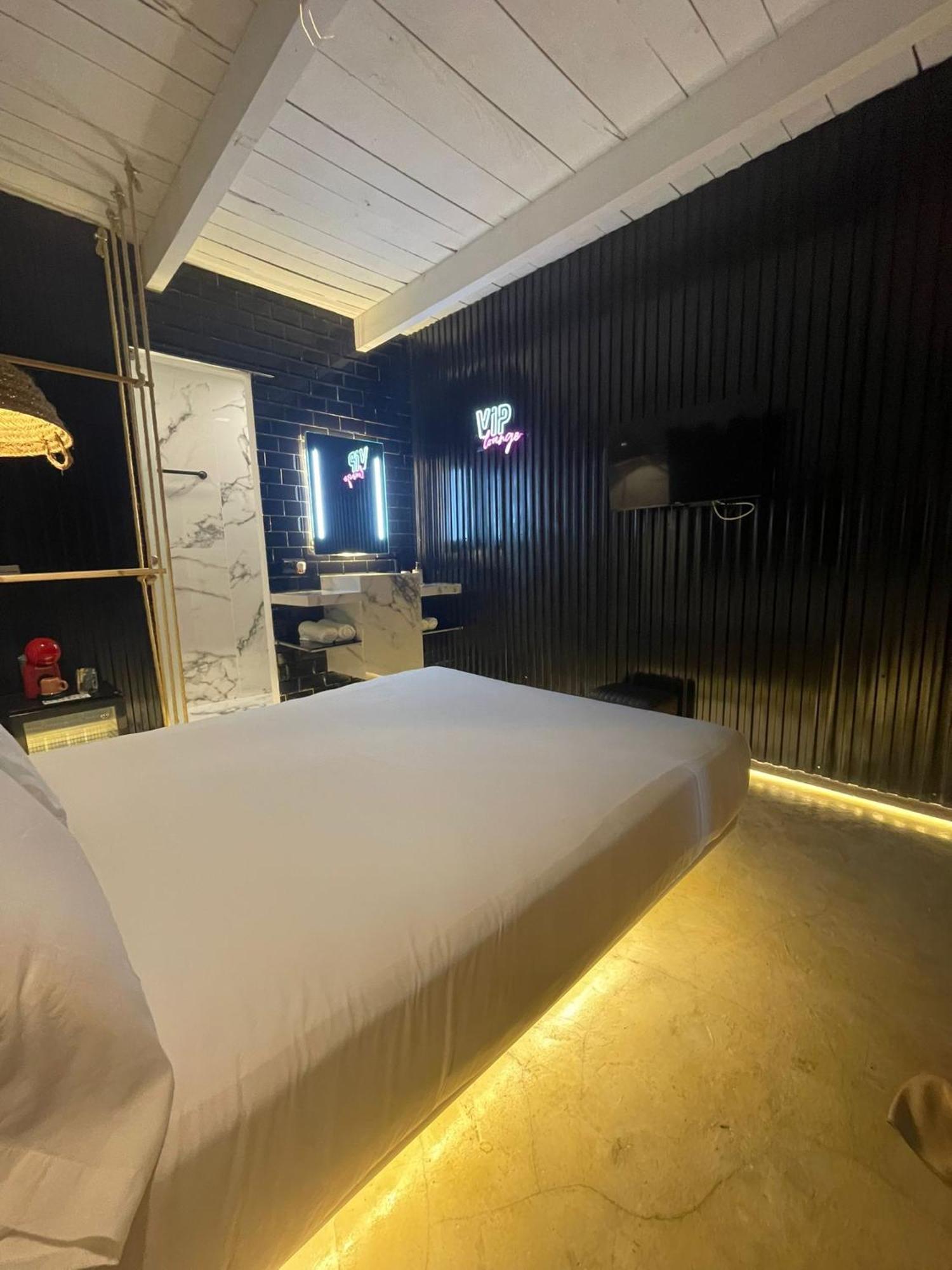 Paiise Hotels Sant Francesc de s'Estany ภายนอก รูปภาพ