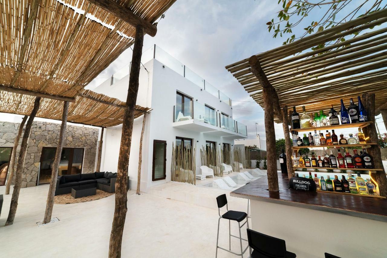 Paiise Hotels Sant Francesc de s'Estany ภายนอก รูปภาพ