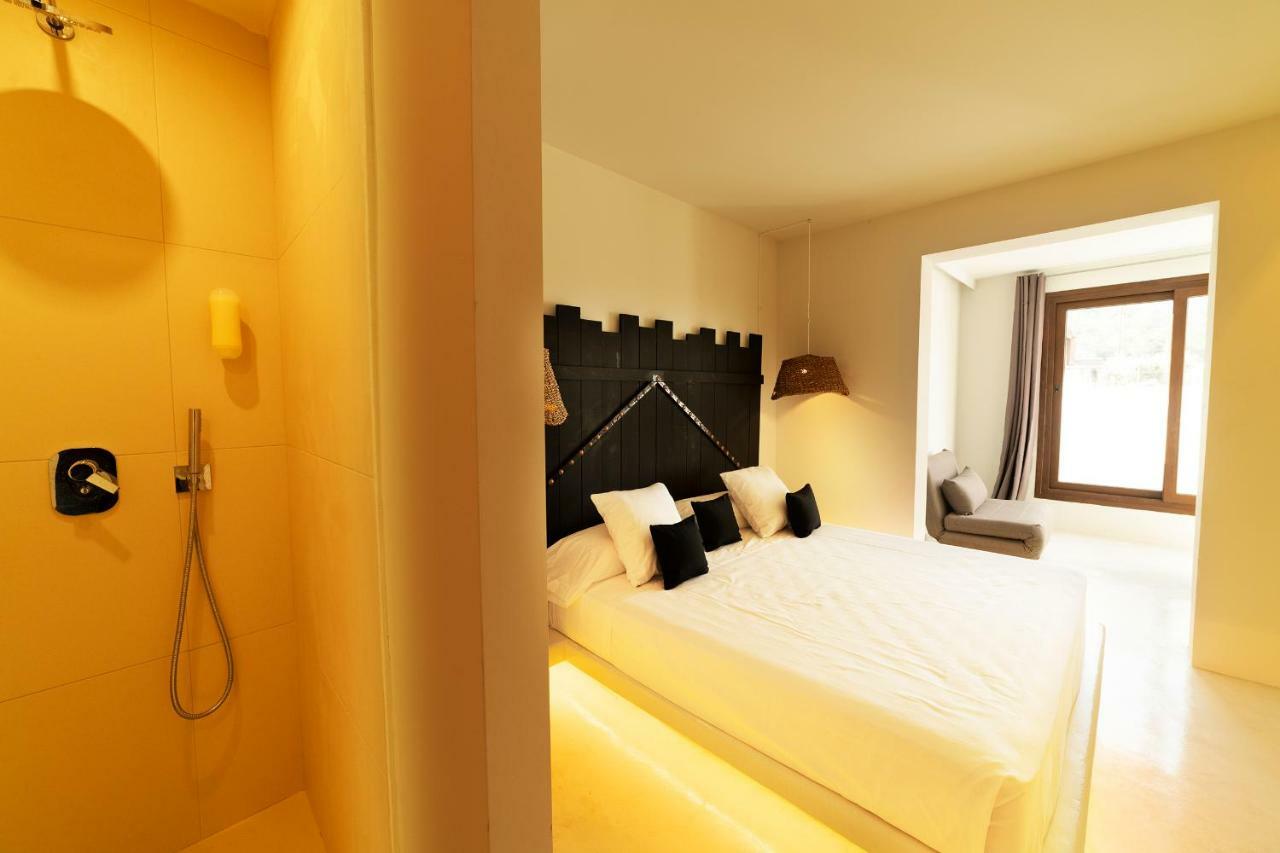 Paiise Hotels Sant Francesc de s'Estany ภายนอก รูปภาพ