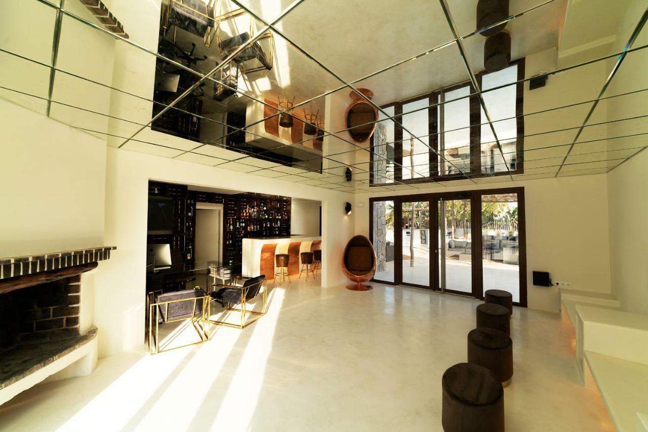 Paiise Hotels Sant Francesc de s'Estany ภายนอก รูปภาพ